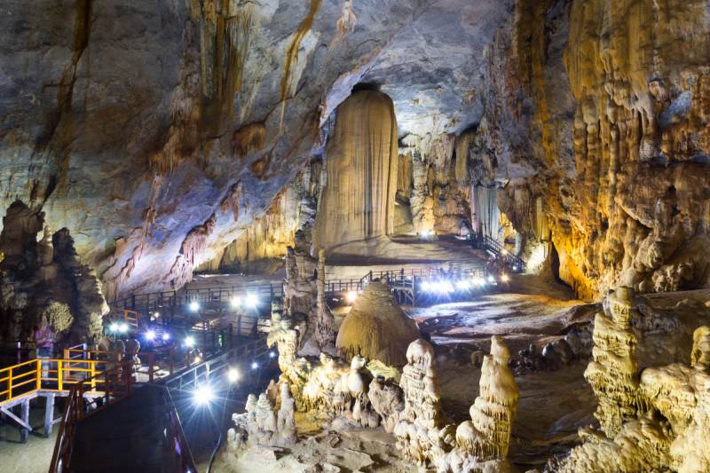 10- Day Tour Across Vietnam By Air-conditioned Trains