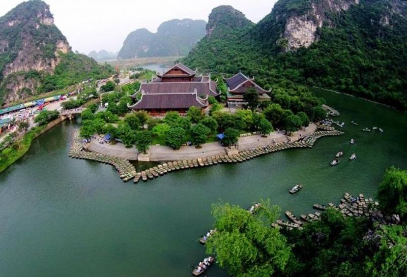 6 DAYS TOUR HANOI – NINH BINH - HALONG BAY