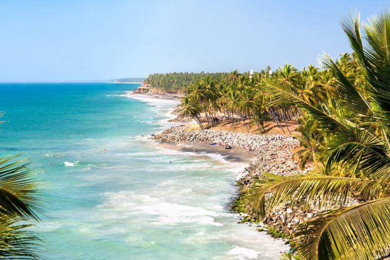 Kerala Beaches And Hills Tour Package