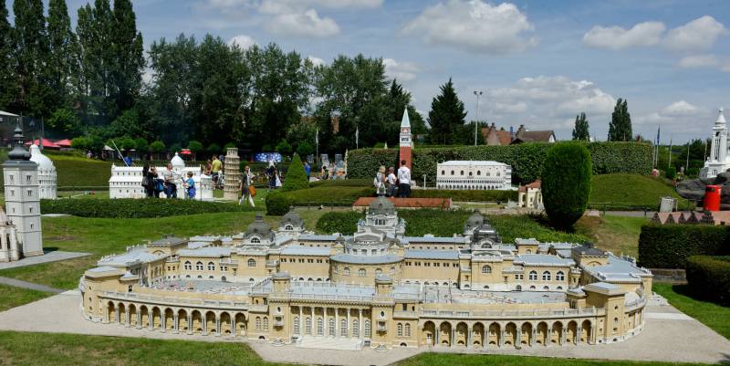 Brussels Getaway Tour