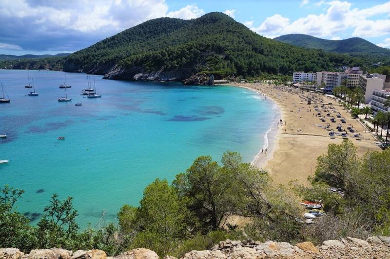 Spain Fun & Frolic Tour