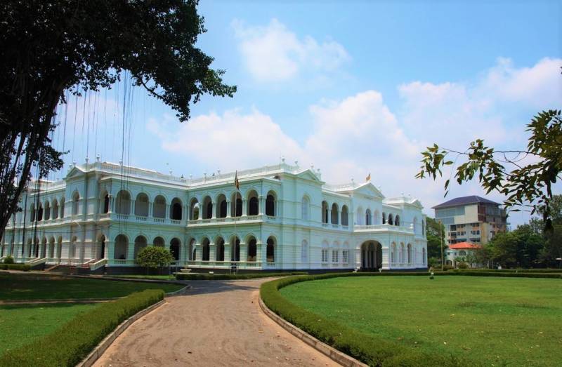 Colombo Getaway Tour