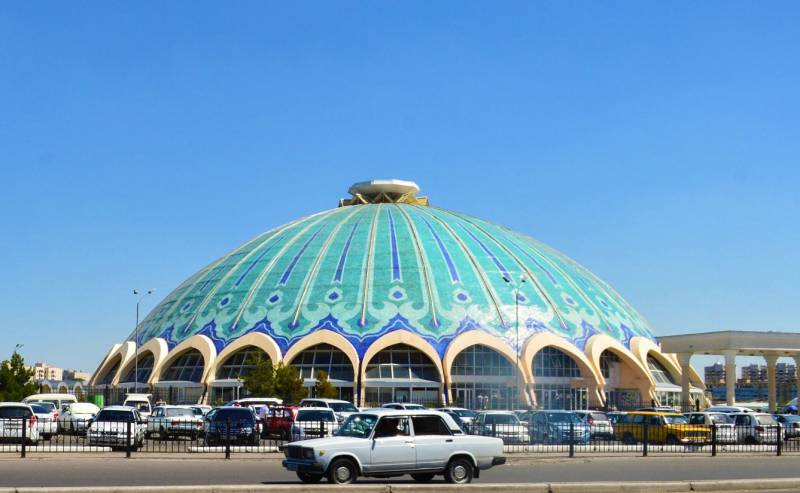 Uzbekistan Explorer Tour