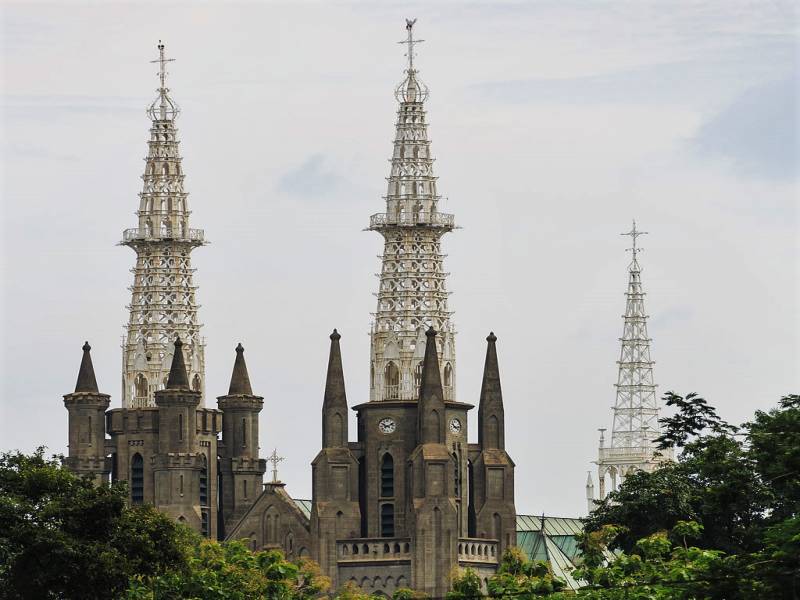 Jakarta & Bandung Combo Tour