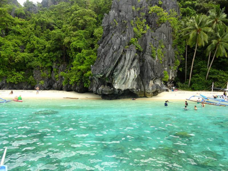 Southern Philippines Palawan Explorer