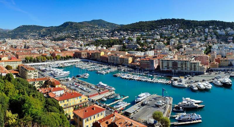 Off the Mediterranean Tour