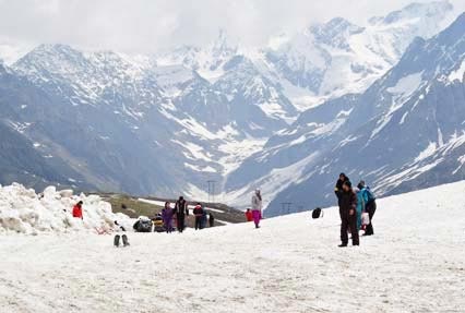 Manali Honeymoon Volvo Packege 2 Person 5 Day Offer