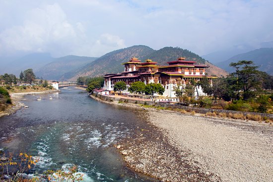 Bhutan Luxury Travel Packages