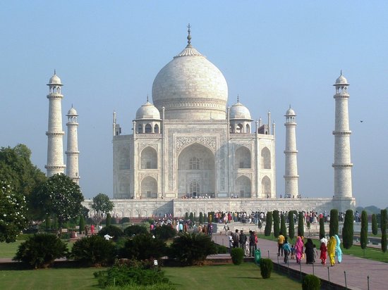Taj With Paradise Of Earth Tour