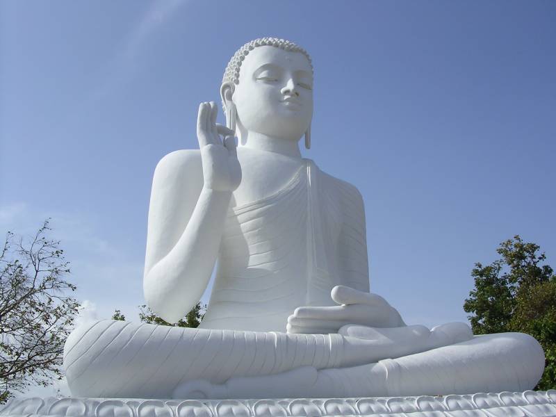 Maha Buddha Stupas Tour