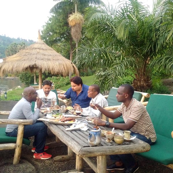 4 Days Gorilla Trek + Lake Kivu Tour