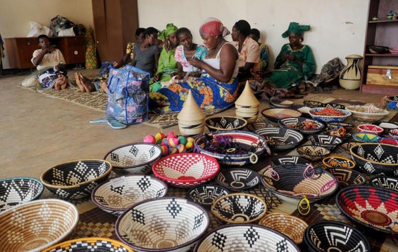 4 Days Rwanda Gorillas, Golden Monkeys & Nyiragongo Hike(Congo) Tour