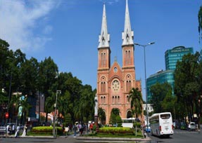 Hanoi – Halong – Saigon Leisure Trip