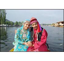 Honeymoon Kashmir Tour Package