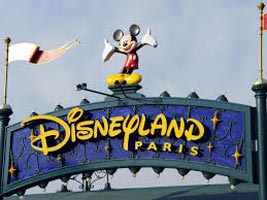 Paris With Disneyland Tour