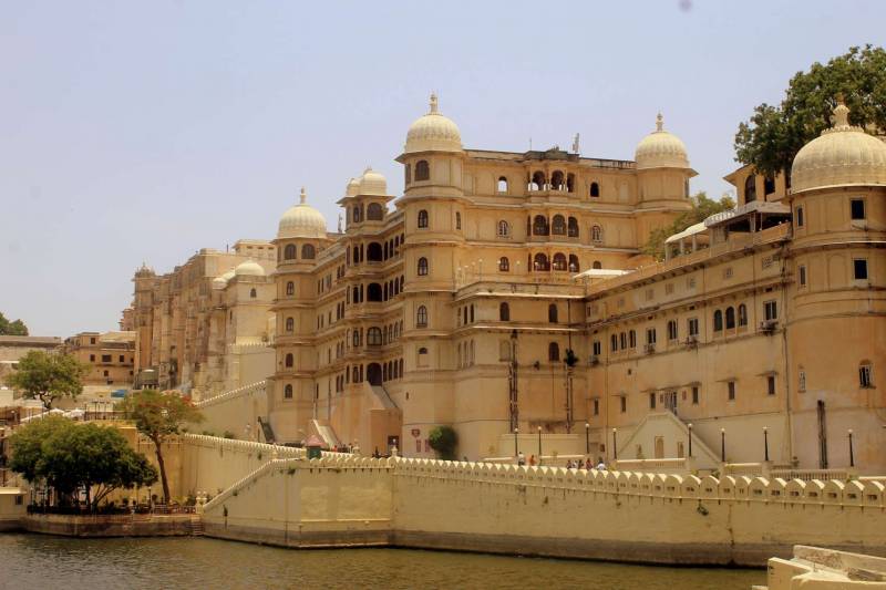 Agra Jaipur Udaipur Tour By Train