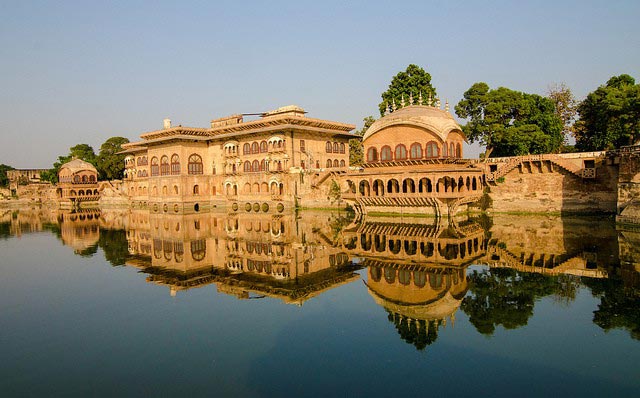 Agra Taj Mahal And Bharatpur Tour