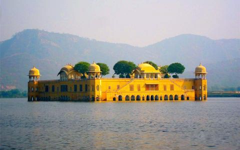 Amazing Agra with Jaipur 3 Nights Tour