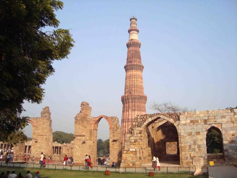 Delhi - To - Delhi 03 Night`s/ 4 Day`s Tour By Cab. Family Package