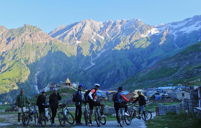 Delhi Manali Volvo Tour