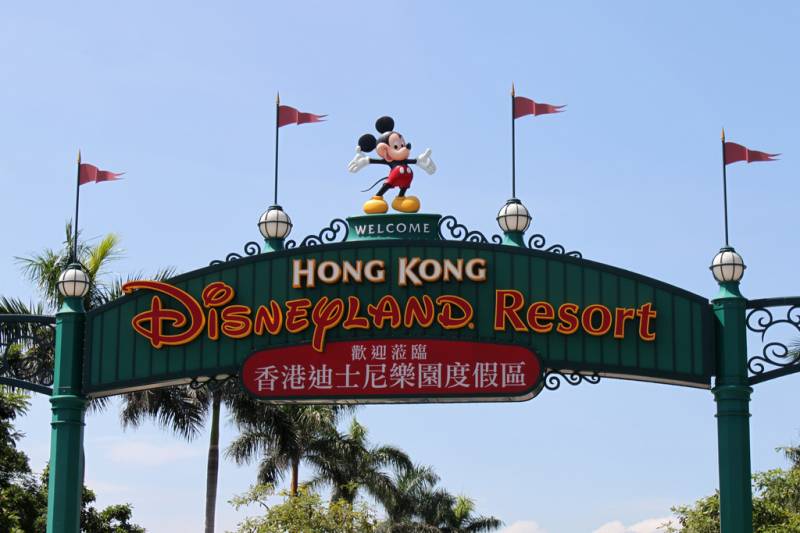 Hong Kong, Macau With Disneyland Tour