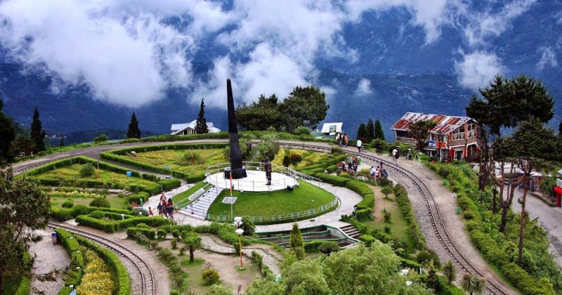 Beautiful Darjeeling Gangtok Tour