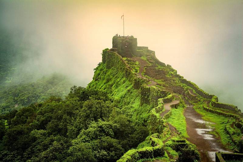 Mumbai to Mahabaleshwar (02 nights 03 days)