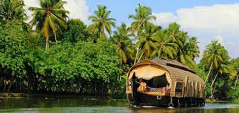 Kerala Hillstation And Houseboat Package
