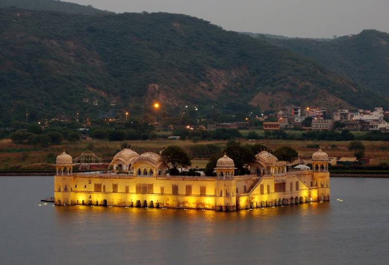 Delhi - Agra - Ranthambore- Jaipur-Delhi Tour