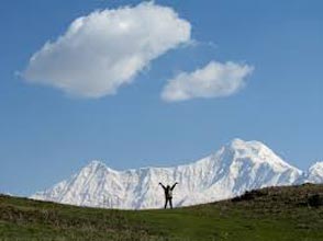 Dayara Bugyal With Bakaria Top Trek Tour