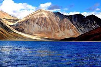 Ladakh Honeymoon Tour