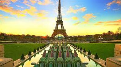 Paris With Disneyland Tour