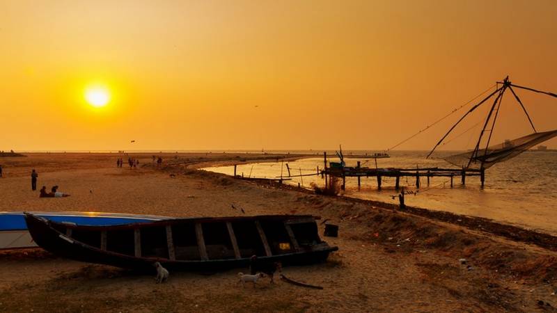 Kerala Delights with Varkala 6 Nights Tour