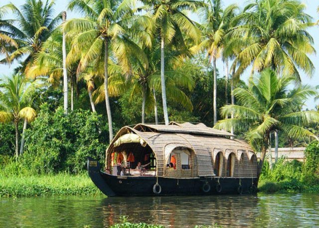 Heavenly Kumarakom Alleppey Tour Package | 3 Days & 2 Nights