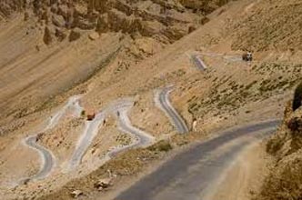 Cycling From Manali To Leh Tour