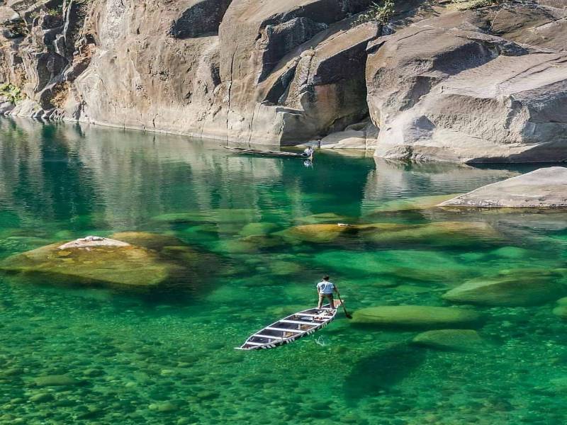 Mawlynnong Dawki Tour