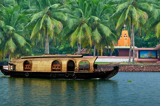 Glimpses Of Kerala (in Cochin – Out Cochin)( 5 Night& 6 Day)