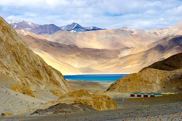 Honeymoon Package For Ladakh Tour