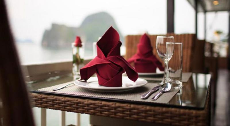 Halong Bay Overnight Junk Boat Cruise Tour