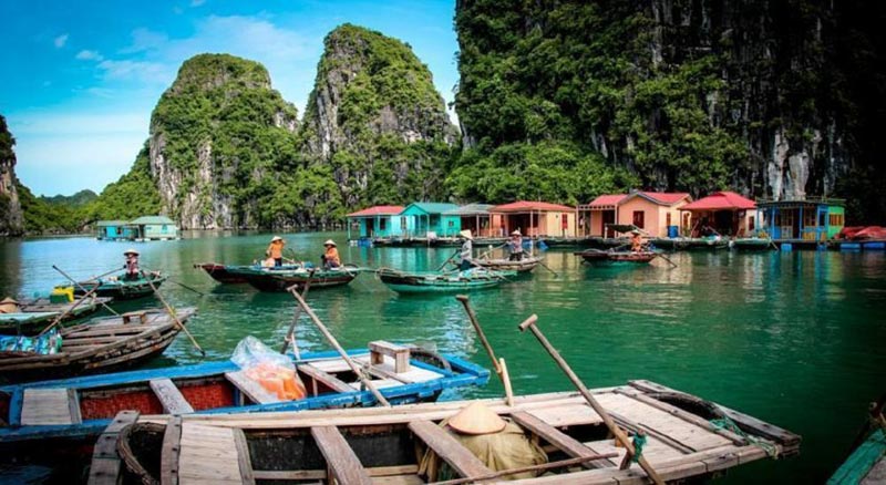 Halong Bay Overnight Junk Boat Cruise Tour