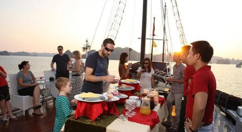 Halong Bay Overnight Junk Boat Cruise Tour