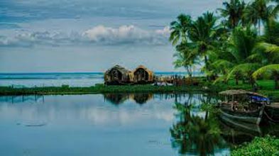 Munnar, Alleppey, Kovalam Tour