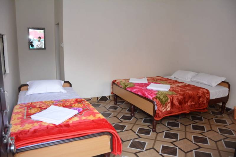 Mountain Cottage (1 Night Stay with Rafting 26 Kms) Trip