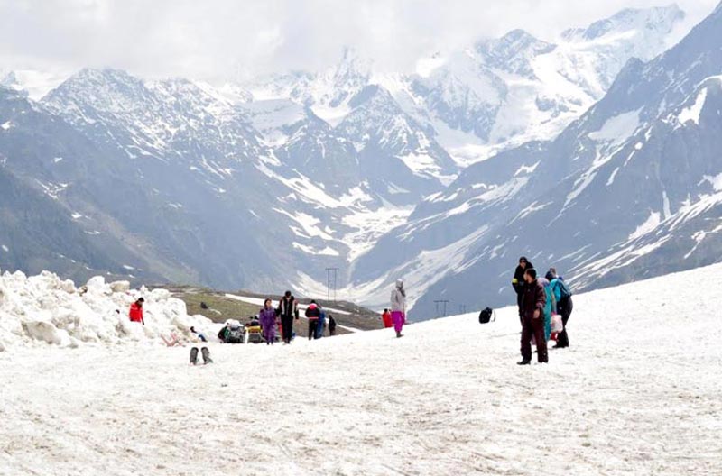 Exploring Himachal (Shimla Manali Dharamshala Dalhousie Honeymoon Package) Starting From Rs.9999