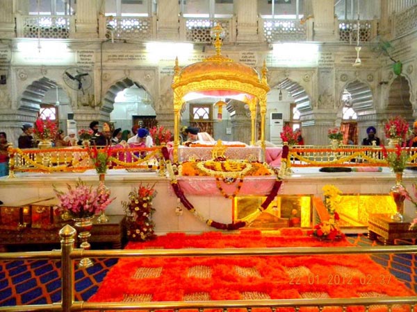 Chandigarh And Gurudwara Tour