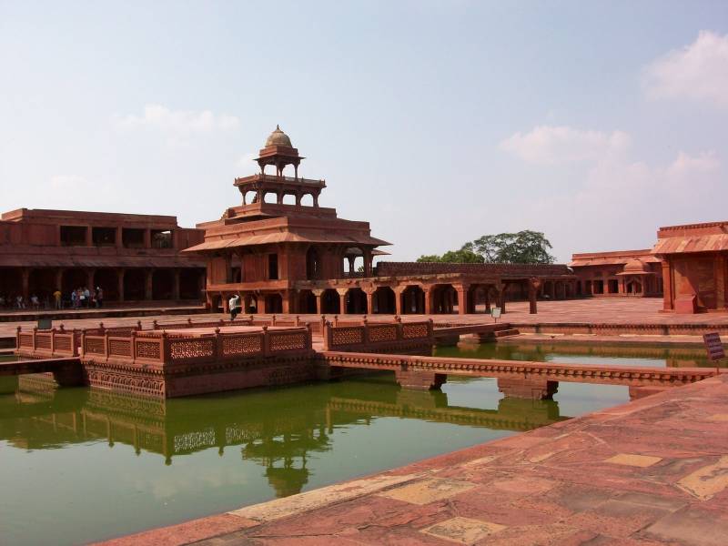 Jaipur Agra Fatehpur Sikri Bhilwara Chittorgarh Udaipur Tour