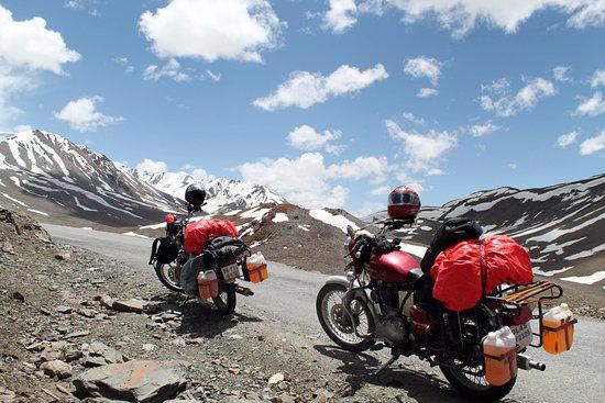 Manali - Tsomoriri - Srinagar Tour