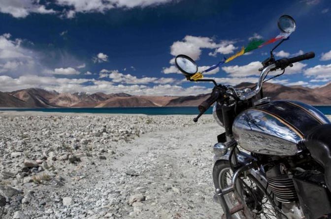 Dream Ride Motor Bike Expedition Manali To Ladakh Tour