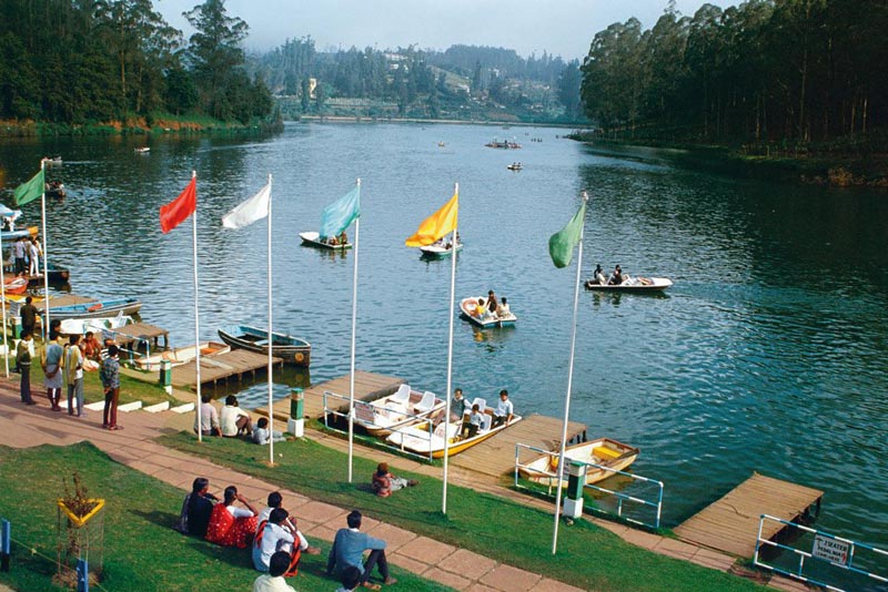 Ooty Romantic Honeymoon Tour Package
