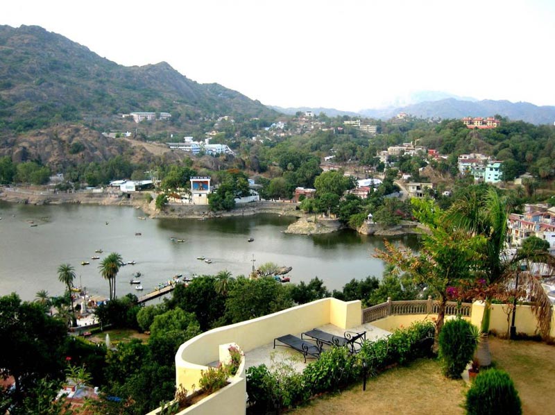 Short Escape To Mount Abu Tour